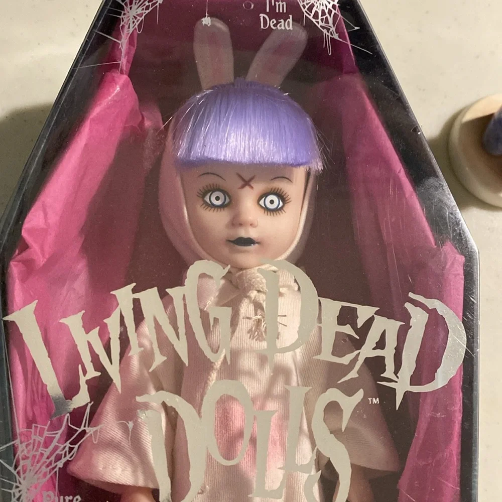 Living Dead Dolls Eggzorcist (13th Anniversary )